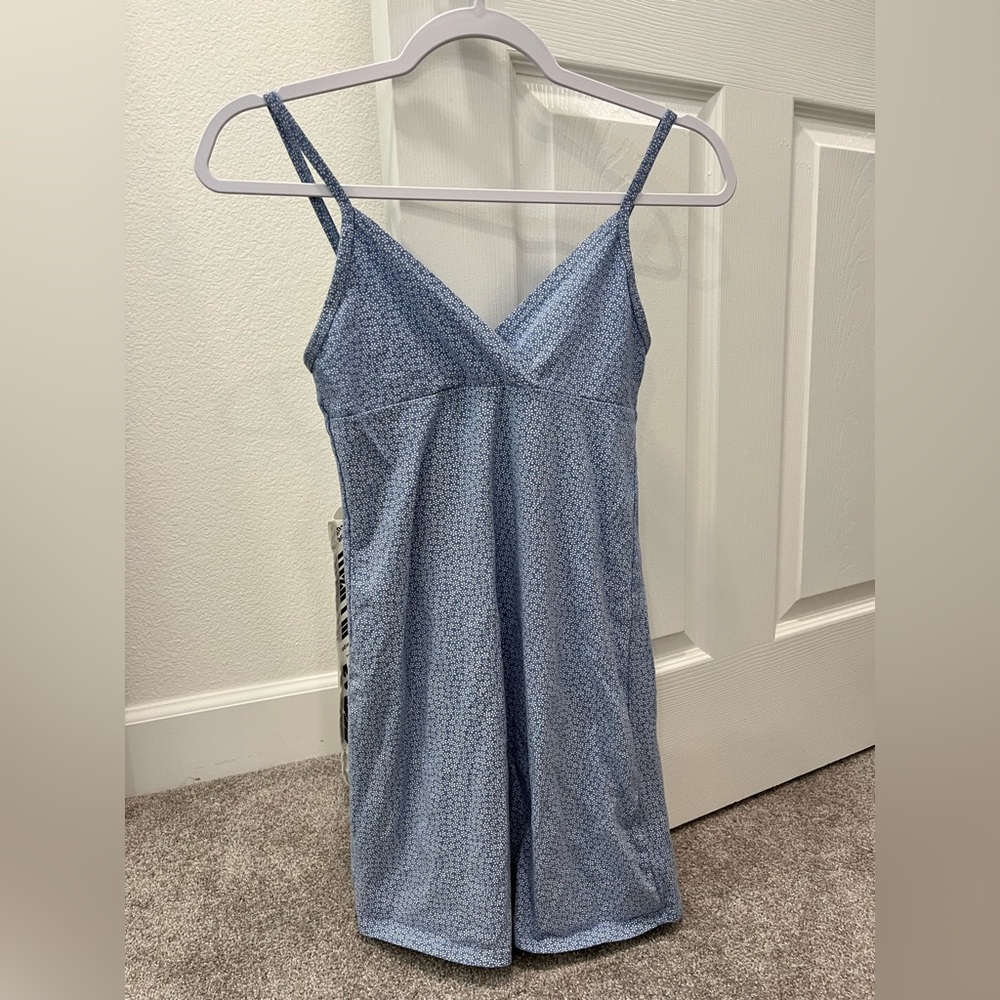Brandy Melville dress blue with tiny flowers